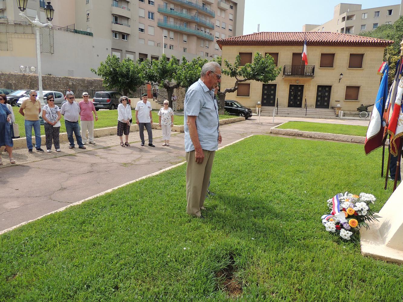 2018 07 05 A TOULON HOMMAGE AU MASSACRE DU 5 07 1962 A ORAN PAR MARCEL MORVAN (38).JPG -           